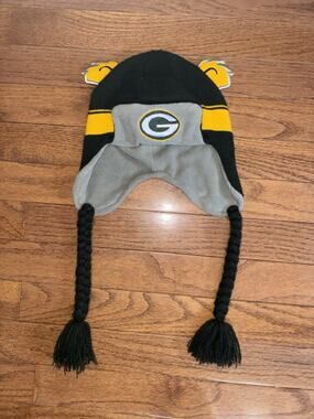 Green Bay Packers NFL Team Apparel Kids 2-4T Winter Hat Wordmark Ears